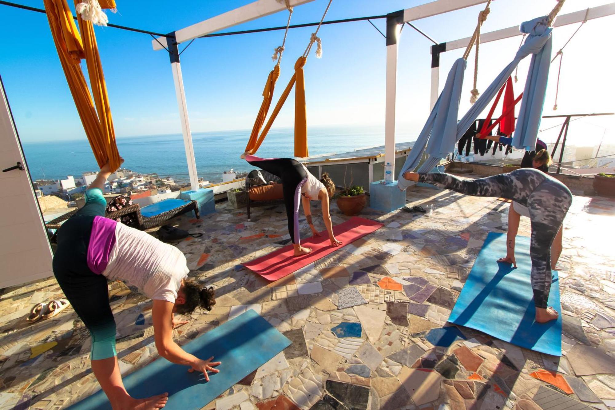 타가주트 Adventurekeys Surf Yoga Cowork B&B 외부 사진